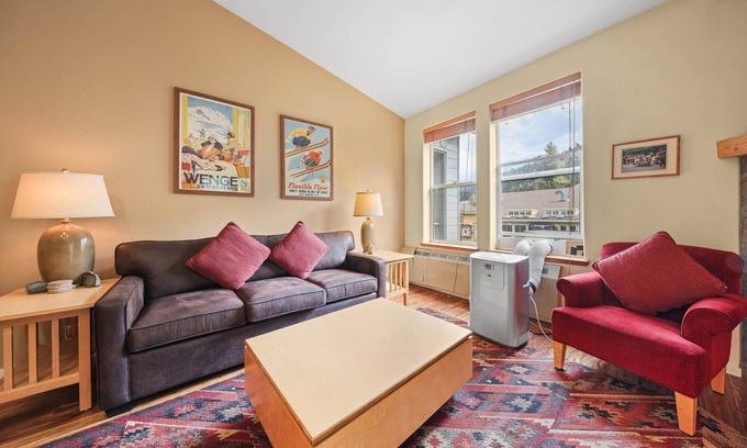 Olympic Valley Condo | 813 | Luxurious Palisades Tahoe Lodge Corner 2BDM