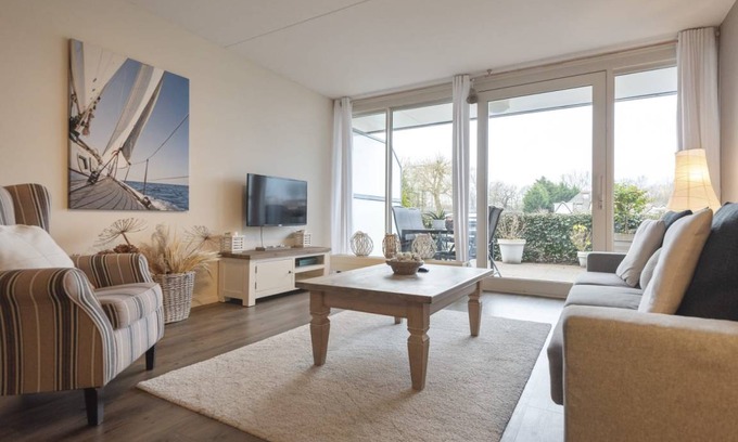 Merenwijk Apartment | 82 m² Apartment ∙ 1 bedroom ∙ 4 guests