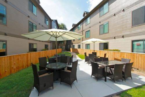 Riverside Apartment | 82 m² Apartment ∙ 2 bedrooms ∙ 6 guests