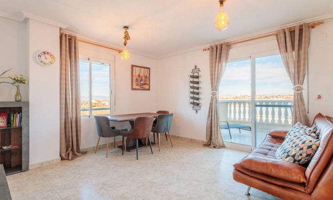 Santa Pola Apartment | 82 m² Apartment ∙ 3 bedrooms ∙ 6 guests