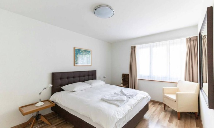 Muhlebach Apartment | 83 m² Apartment ∙ 2 bedrooms ∙ 4 guests
