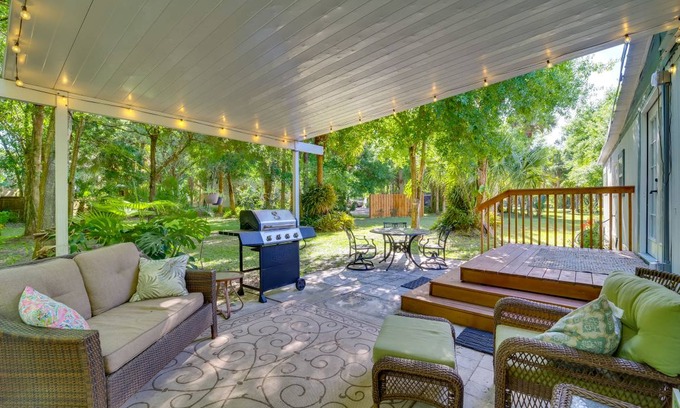 Vero Beach Cottage | 83 m² Cabin ∙ 2 bedrooms ∙ 4 guests