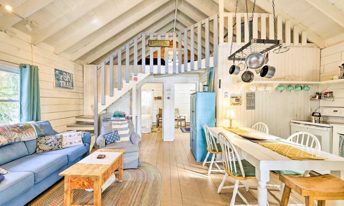 Poyntelle Cottage | 83 m² Cabin ∙ 2 bedrooms ∙ 6 guests