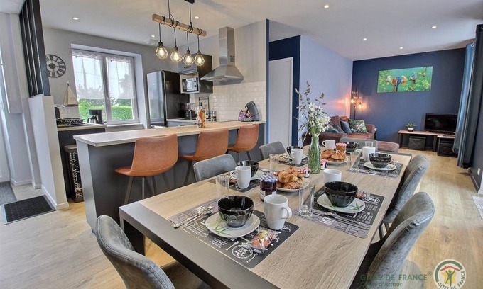 Plestan House | 83 m² Gîte ∙ 3 bedrooms ∙ 6 guests