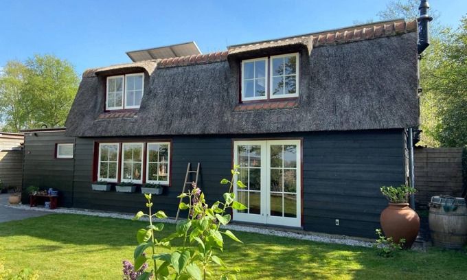 Schoorl House | 83 m² House ∙ 2 bedrooms ∙ 4 guests
