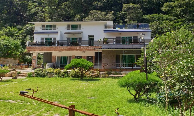 Ulsan House | 83 m² Motel ∙ 15 guests
