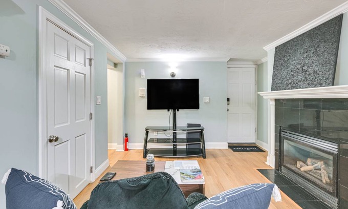 Roxbury Apartment | 83 m² Apartment ∙ 1 bedroom ∙ 3 guests