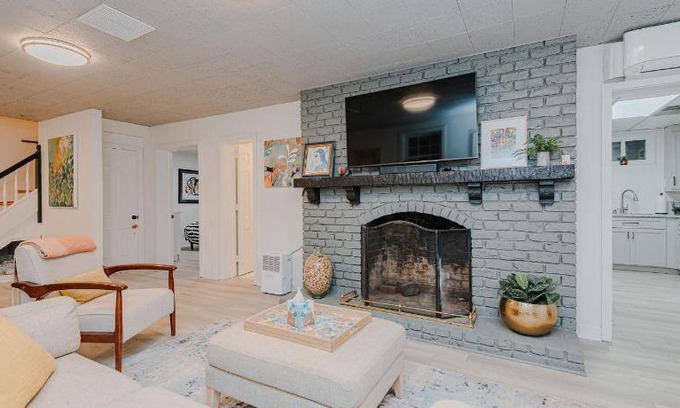 Old Irving Park Apartment | 84 m² Apartment ∙ 2 bedrooms ∙ 4 guests