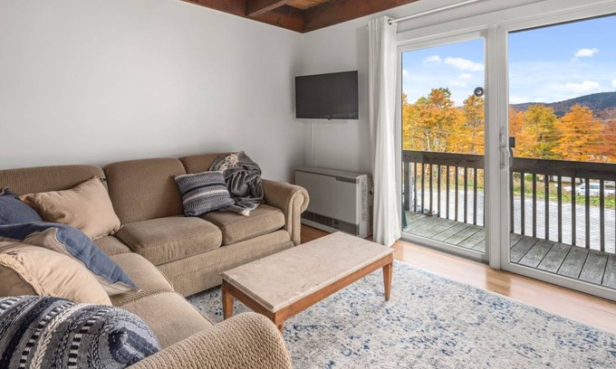 Bolton Valley Condo | 84 m² Condo ∙ 3 bedrooms ∙ 7 guests
