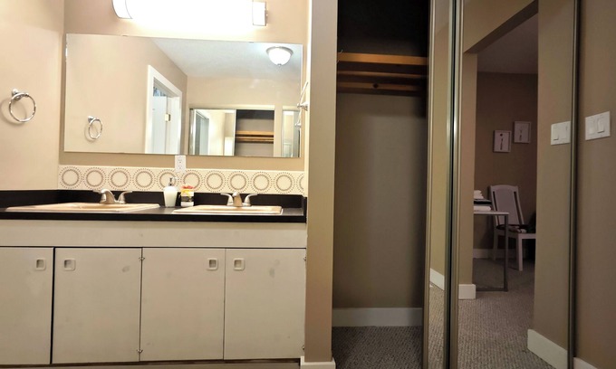 Whitehorse House | 840249 Yukon Inc.