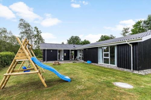 Vibæk Strand House | 84247-Ebeltoft-Skovmarvej-13