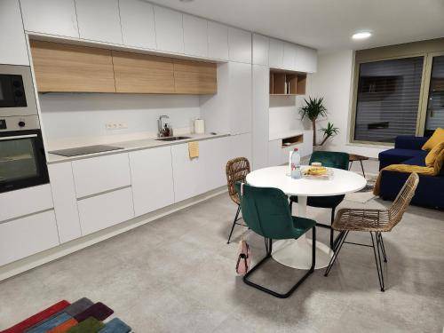 Hollerich Apartment | 85 m² Apartment ∙ 5 guests