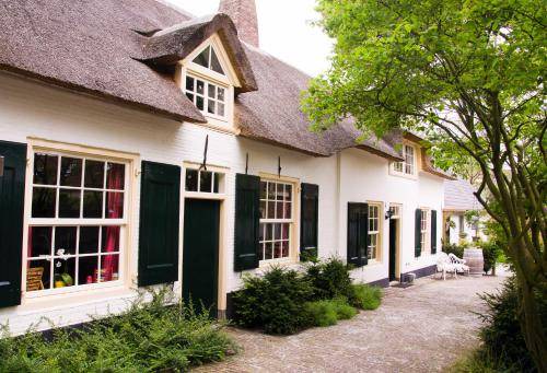 Municipality of Voorschoten Bed & Breakfast | 85 m² Bed and breakfast ∙ 6 guests