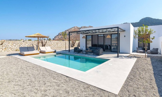 Kolymbia House | 85 m² House ∙ 2 bedrooms ∙ 4 guests