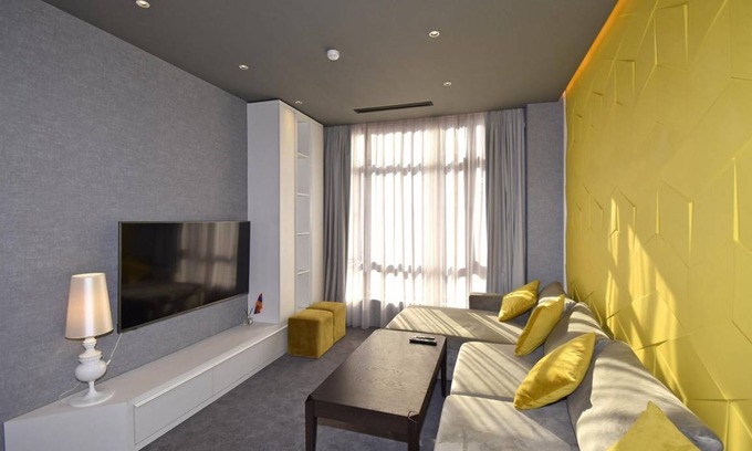 Kentron Apartment | 85 m² Serviced apartment ∙ 6 guests