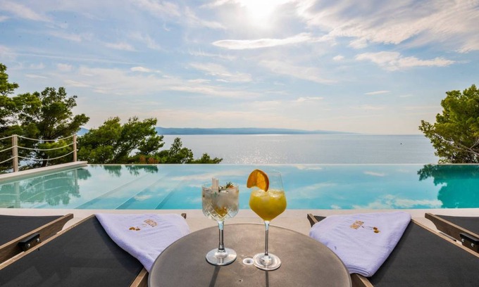 Brela Villa | 850 m² Villa ∙ 9 bedrooms ∙ 18 guests
