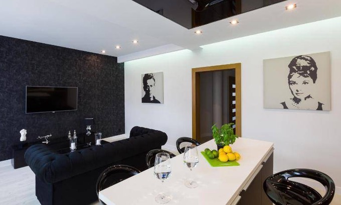 Kielce Apartment | 86 m² Apartment ∙ 2 bedrooms ∙ 7 guests