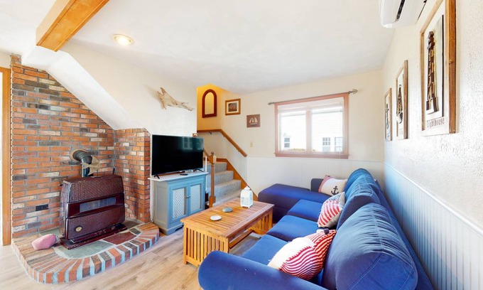 Wareham Center House | 86 m² House ∙ 3 bedrooms ∙ 8 guests