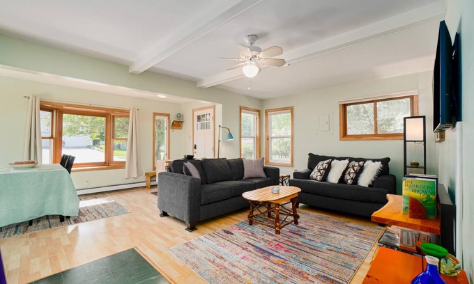 Empire House | 88 m² House ∙ 2 bedrooms ∙ 4 guests