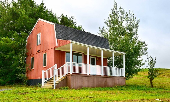 West Winfield House | 88 m² House ∙ 2 bedrooms ∙ 5 guests