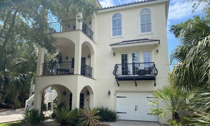 Saint Helena Island House | 89 Ocean Creek - Private Pool & Shared Dock