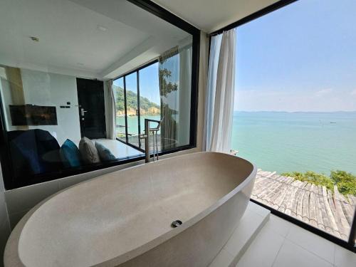 Pa Klok Resort | 8IK88 Resort - SHA Extra Plus