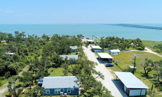 Rockport House | 9 bedroom/6 bath, sleeps 30 with a private fishing pier with huge trout!