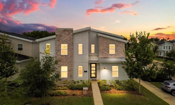 Kissimmee House | 9 Bedrooms/5 Bathrooms/Storey Lake (2867SC)