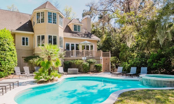Palmetto Dunes House | 9 Hunt Club Dr - 6 Bedroom home with Movie Theater, Ping Pong, and a Pool