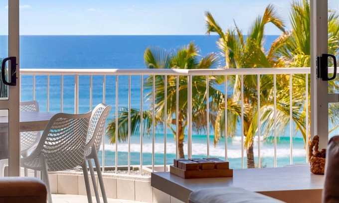 Sunshine Beach Apartment | 9 La Mer, 5 Belmore Tce - Ultimate Beachside Living