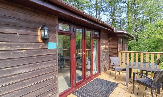 Combe Martin Cottage | 9 MANLEIGH PARK, family friendly, with a garden in Combe Martin