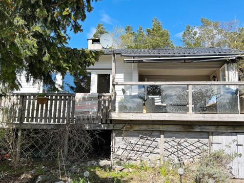 Flemingsberg House | 9 person holiday home in HUDDINGE