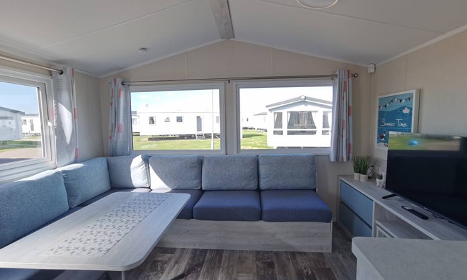 Mablethorpe Ski Chalet | 90 m² Chalet ∙ 3 bedrooms ∙ 8 guests