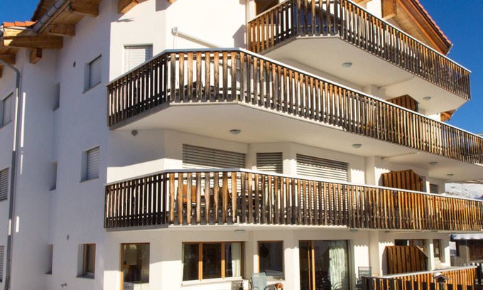 Tavanasa Apartment | 90 m² Apartment ∙ 3 bedrooms ∙ 7 guests