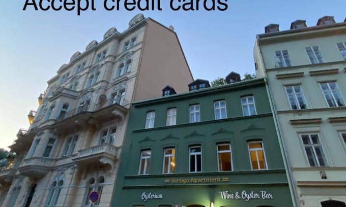 Karlovy Vary Apartment | 90 m² Apartment ∙ 2 bedrooms ∙ 6 guests