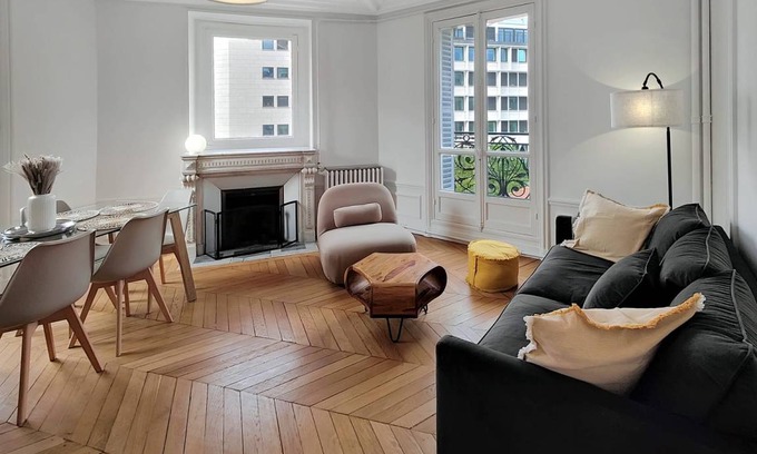 Val-de-Grace Apartment | 90 m² Apartment ∙ 3 bedrooms ∙ 6 guests