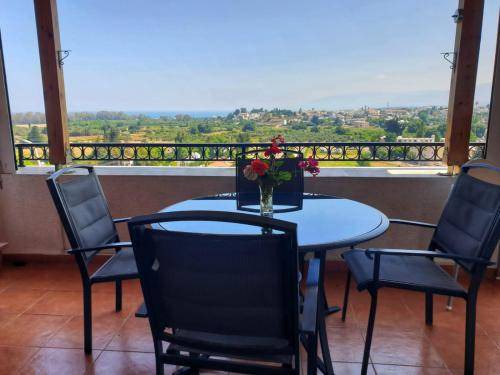 Prodromi Apartment | 90 m² Apartment ∙ 2 bedrooms ∙ 5 guests