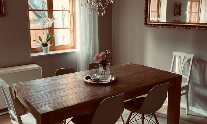 Burkheim Apartment | 90 m² Apartment ∙ 2 bedrooms ∙ 4 guests