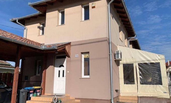 Ganztelep Apartment | 90 m² Apartment ∙ 2 bedrooms ∙ 5 guests