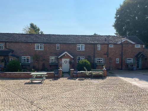 Crewe Apartment | 90 m² Apartment ∙ 3 bedrooms ∙ 6 guests