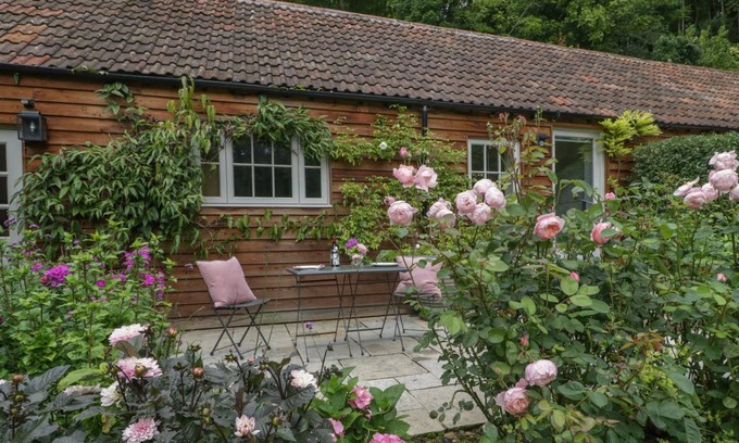 West Knoyle Cottage | 90 m² Cottage ∙ 1 bedroom ∙ 2 guests