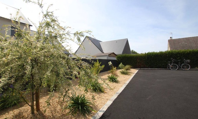 Montmartin-sur-Mer House | 90 m² Gîte ∙ 3 bedrooms ∙ 6 guests