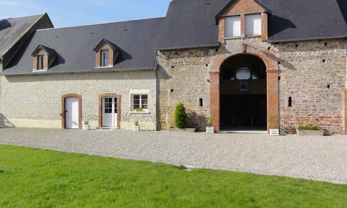 Ravenoville House | 90 m² Gîte ∙ 2 bedrooms ∙ 4 guests