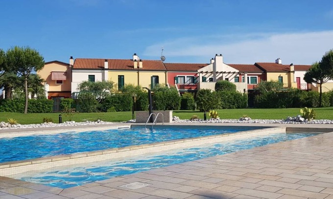 Aprilia Marittima House | 90 m² House ∙ 2 bedrooms ∙ 4 guests