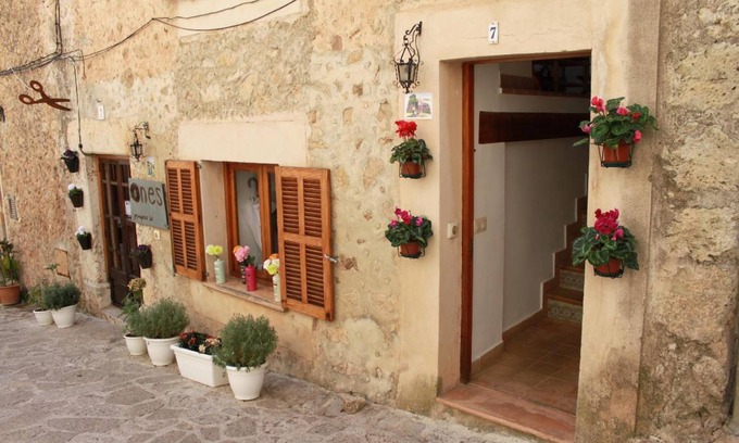 S'Arxiduc House | 90 m² House ∙ 2 bedrooms ∙ 3 guests