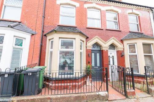 Butetown House | 90 m² House ∙ 2 bedrooms ∙ 4 guests