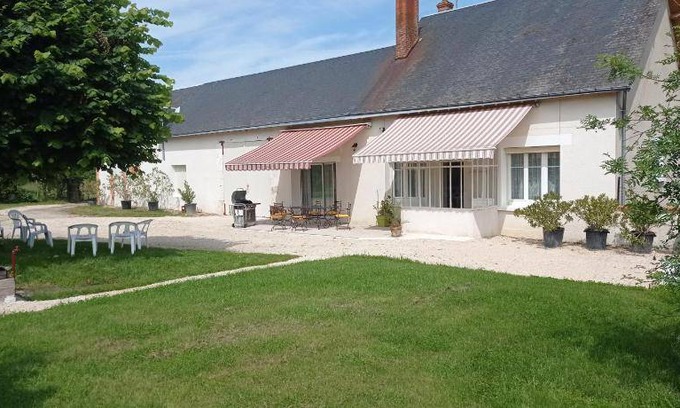 Chitenay House | 90 m² House ∙ 3 bedrooms ∙ 6 guests