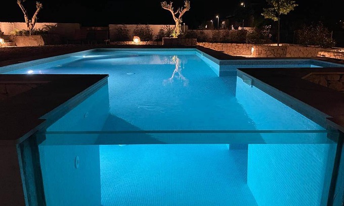 Zadvarje House | 90 m² House ∙ 3 bedrooms ∙ 8 guests
