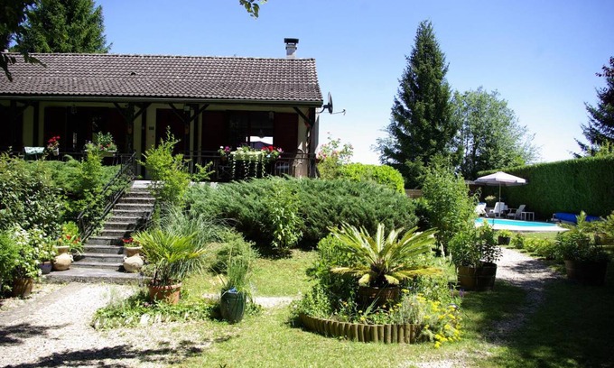 Thury House | 90 m² House ∙ 3 bedrooms ∙ 6 guests