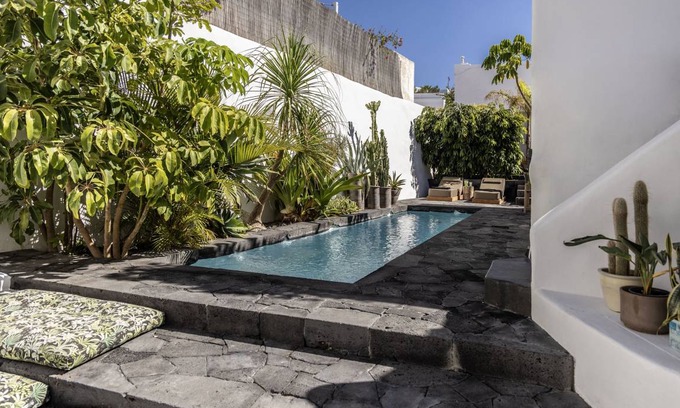 Megalochori Villa | 90 m² Villa ∙ 3 bedrooms ∙ 6 guests